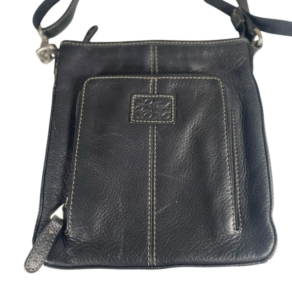 Vintage Fossil Black Pebbled Leather Slim Crossbody Bag